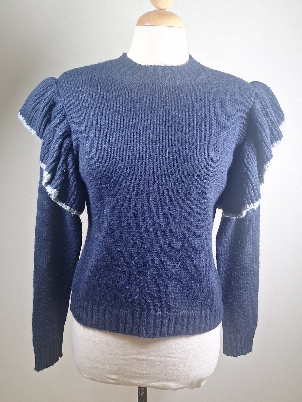 Daniella Anna Made In Italy Navy Ruffle Statement Knit Crewneck Sweater Size M